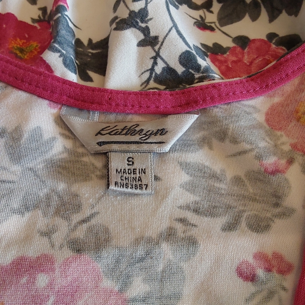 🌺 Like New Kathryn Floral Print Sleepwear Set - Picture 5 of 7